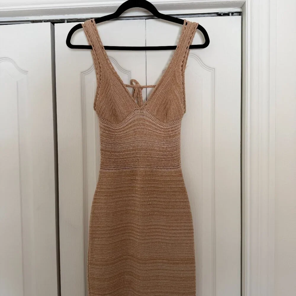 Beige Crochet Knit Backless Maxi Dress - Picture 7 of 8